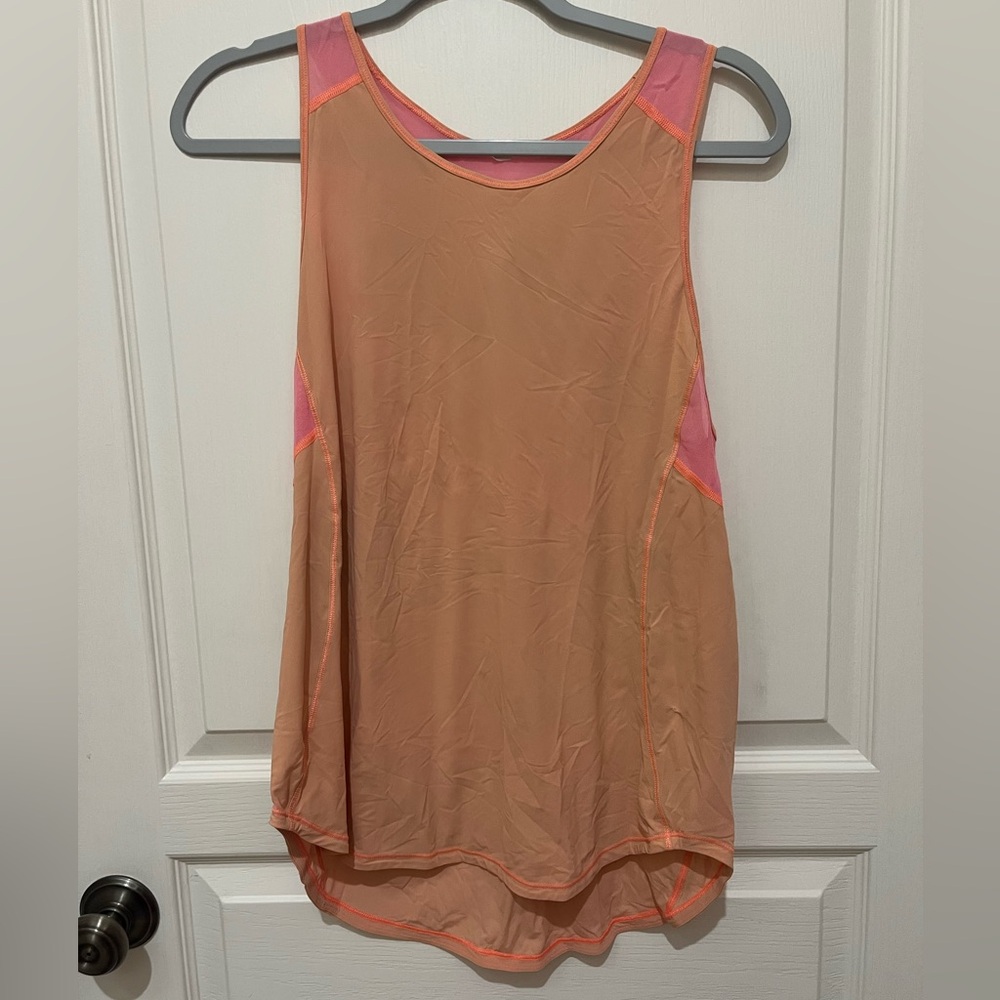 Lululemon tank